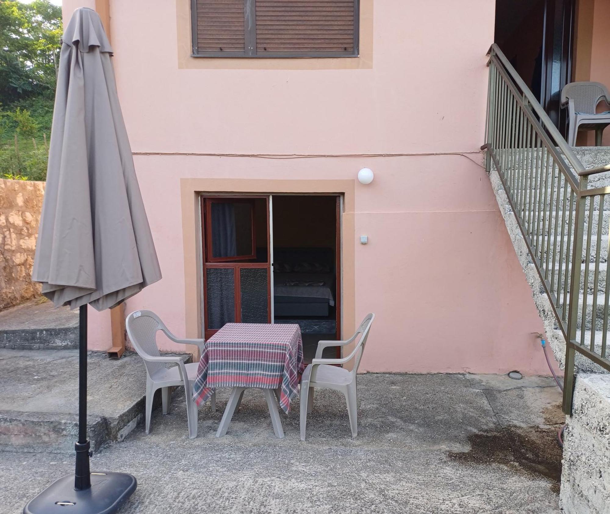 Apartman Pavle Virpazar Eksteriør bilde